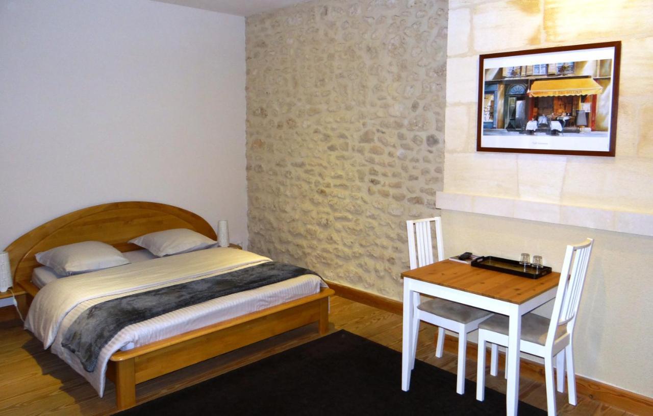 Bed and Breakfast Au Coeur Des Vignobles Saint-Estèphe Esterno foto