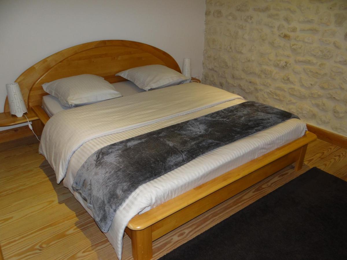 Bed and Breakfast Au Coeur Des Vignobles Saint-Estèphe Esterno foto
